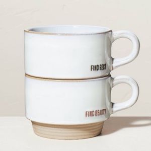 NIP Find Beauty & Find Rest 10 oz Stackable Mug Set
